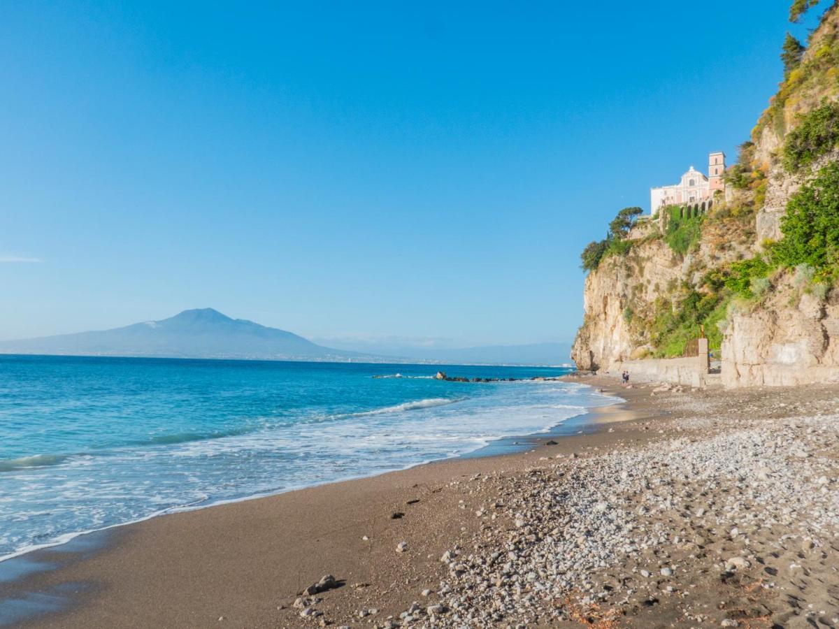 Quintessenza - Sorrento Coast Rentroom Vico Equense Eksteriør bilde