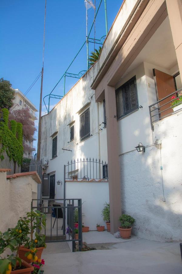 Quintessenza - Sorrento Coast Rentroom Vico Equense Eksteriør bilde